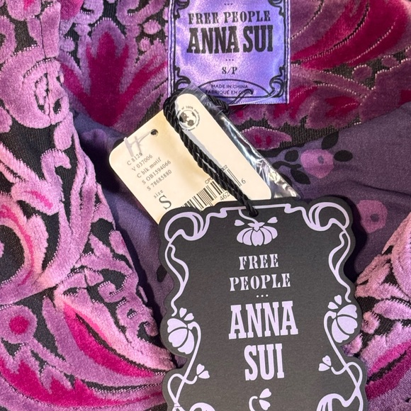 ANNA SUI X FREE PEOPLE Pink and Black Velvet Floral Blazer and Skirt Set - Picture 3 of 3